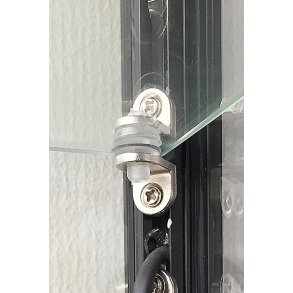 Hyldebeslag m/selvskrende skrue til Showcase