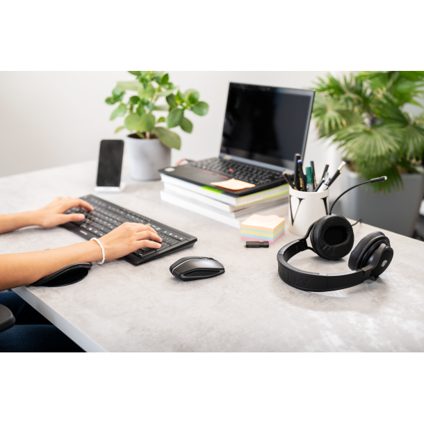 Cherry Gentix BT, Black