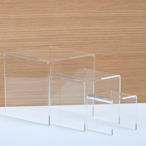 Display & udstillingspodier i plexiglas