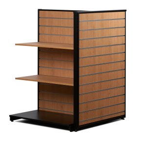 Butiksreoler i rillepanel og egehylder