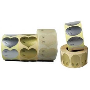 Heart-shaped and oval gift tags