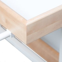 Marknadsvagn med gr&ouml;n/vit randig markis - naturliga hyllor