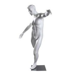 Sportsmannequin, men, kicking soccer player