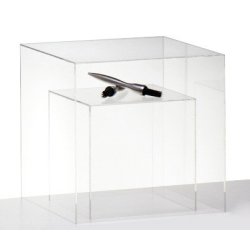 Acrylic cubes, set with 1 pc. 25 cm and 1 pc. 35 cm