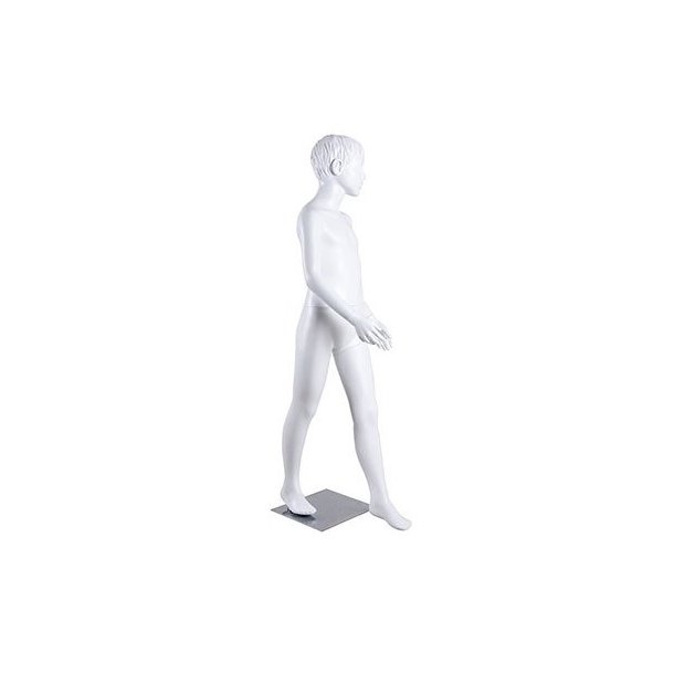Ten-year-old boy mannequin - Walking