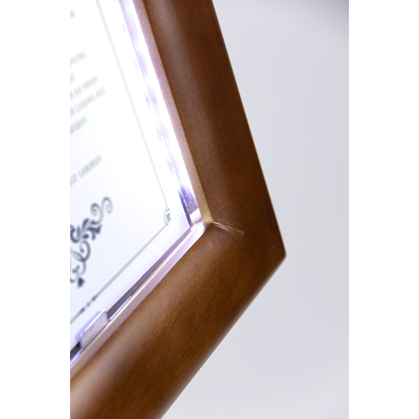 CLASSIC information display in dark brown